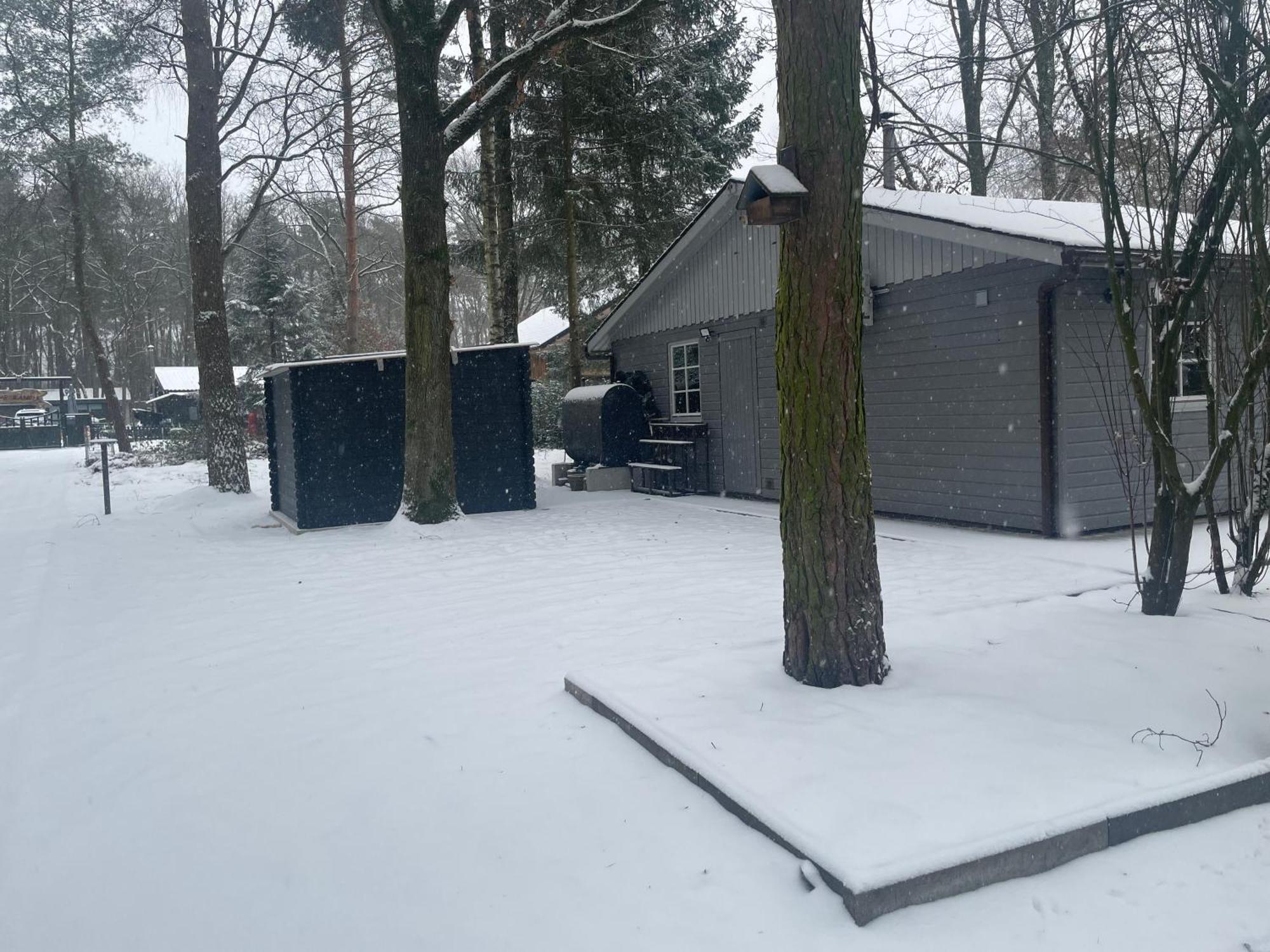 Chalet Sint-Hubertus Du Bois Zutendaal Exteriör bild